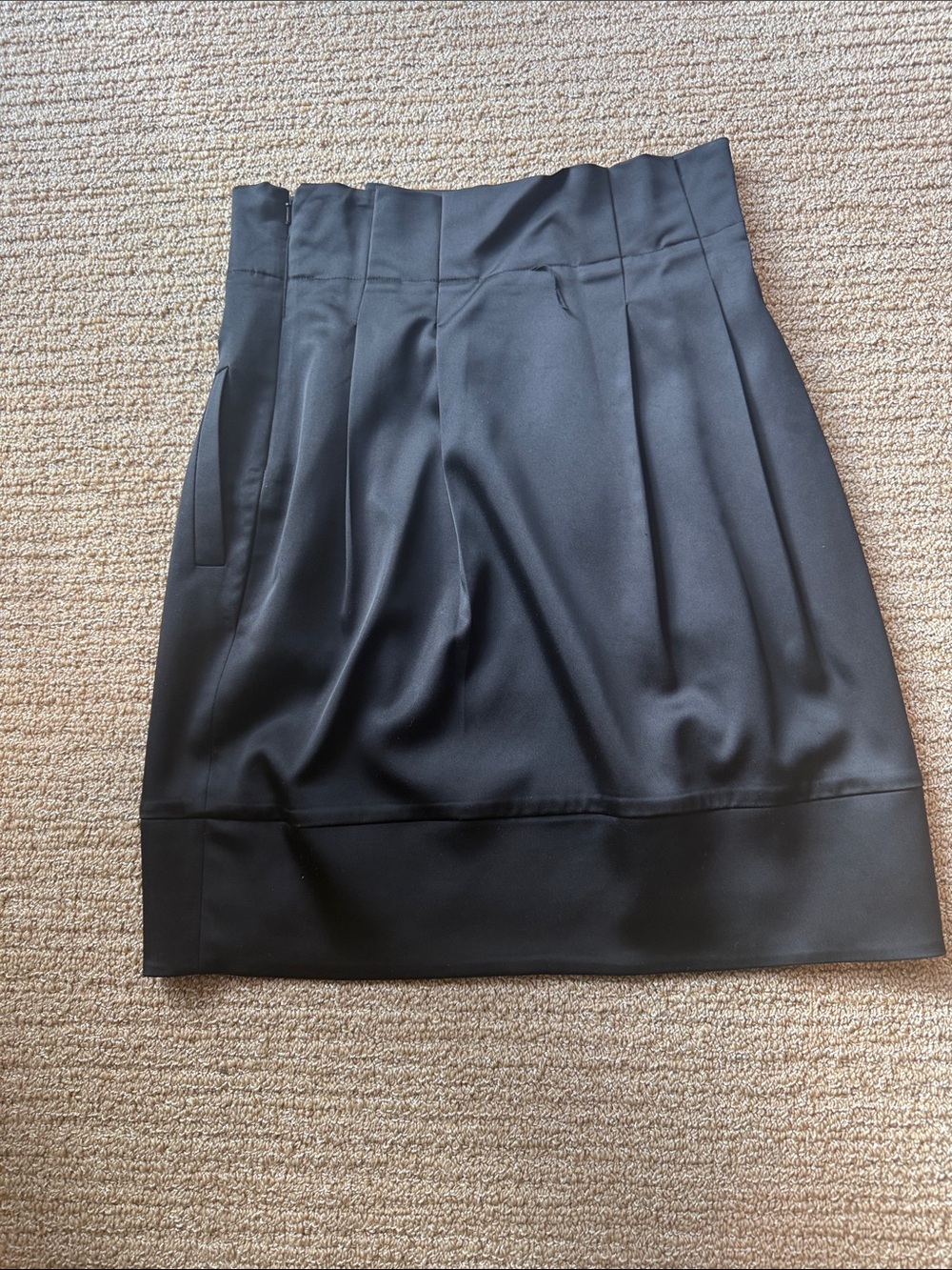 BCBGMaxAzria Black Pleated Waist Pencil Skirt